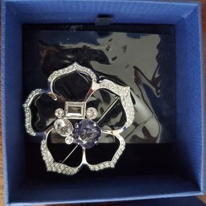 Swarovski Pin